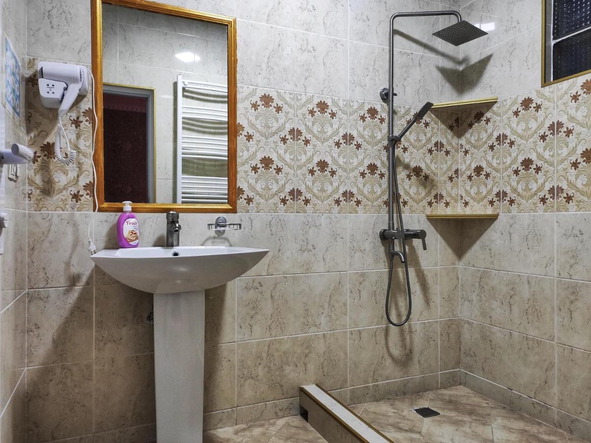 קזבגי Sophia'S Guesthouse מראה חיצוני תמונה